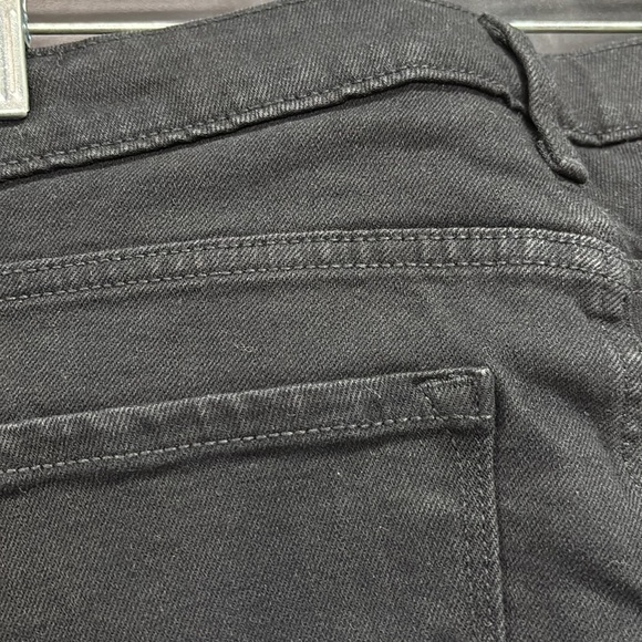 Old Navy Wow Mid Rise,boot cut, 5 pocket,belt loop,zip fly - Picture 4 of 8